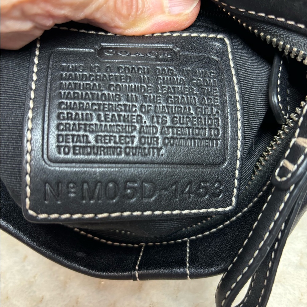 Coach Black Shoulder Bag - Picture 11 of 14